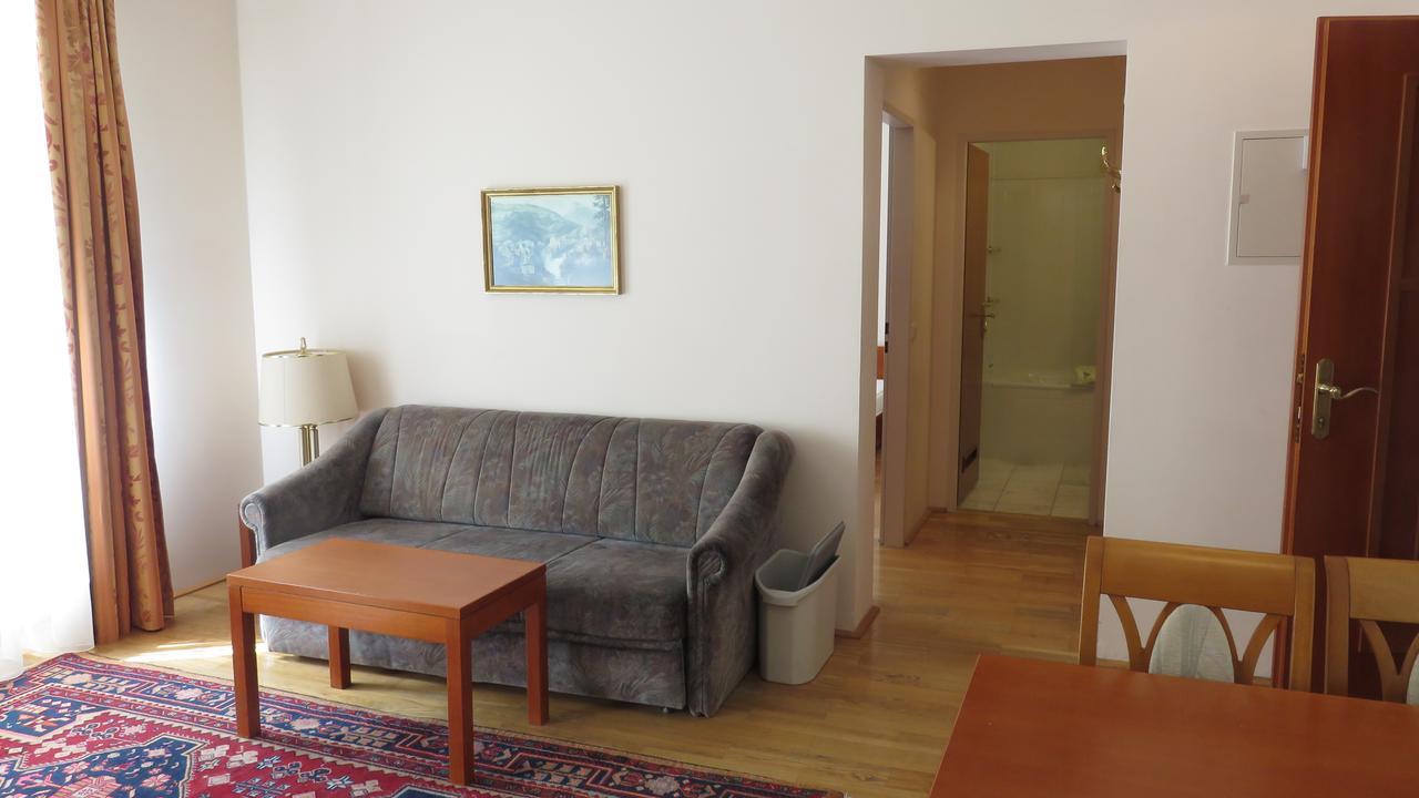 Residenz Appartements 巴德加斯坦 外观 照片